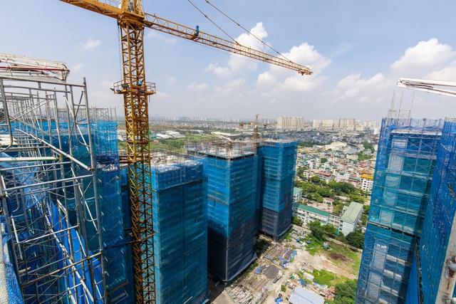 Mua căn hộ mới giá 69 triệu đồng/m² ở Hà Nội: Mừng như bắt được vàng - Ảnh 1.