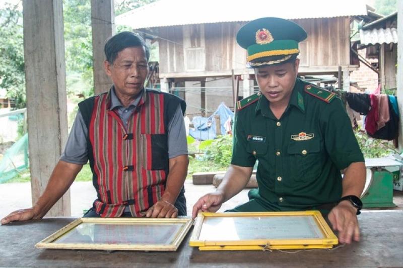 Chung dòng máu Lạc Hồng: Người già truyền... - Ảnh 2.