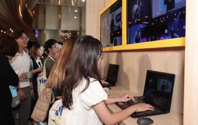CEO Google Việt Nam nhấn mạnh vai trò của YouTube trong chiến lược doanh nghiệp hiện đại - Ảnh 3. CEO Google Việt Nam nhấn mạnh vai trò của YouTube trong chiến lược doanh nghiệp hiện đại - Ảnh 3.
