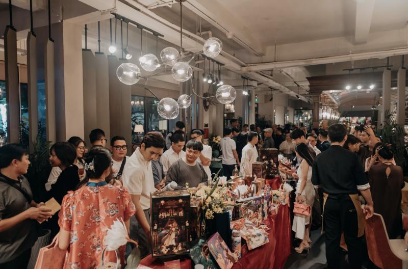 Tiệm bánh trung thu gây sốt ở TP.HCM quay trở lại, năm nay có gì mới? - Ảnh 4.