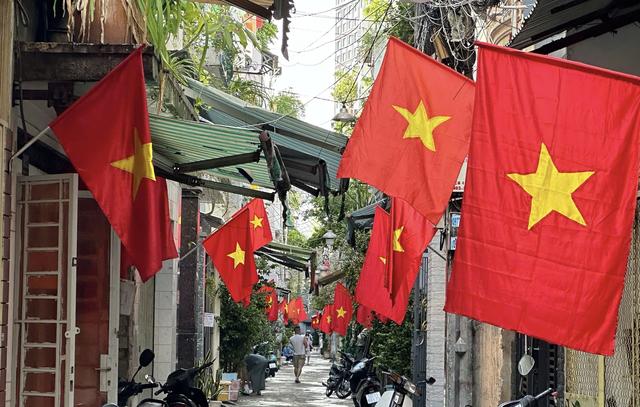 Sắp nghỉ lễ 2.9: Lượng khách qua Bến xe Miền Tây TP.HCM ngày nào đông nhất? - Ảnh 1.