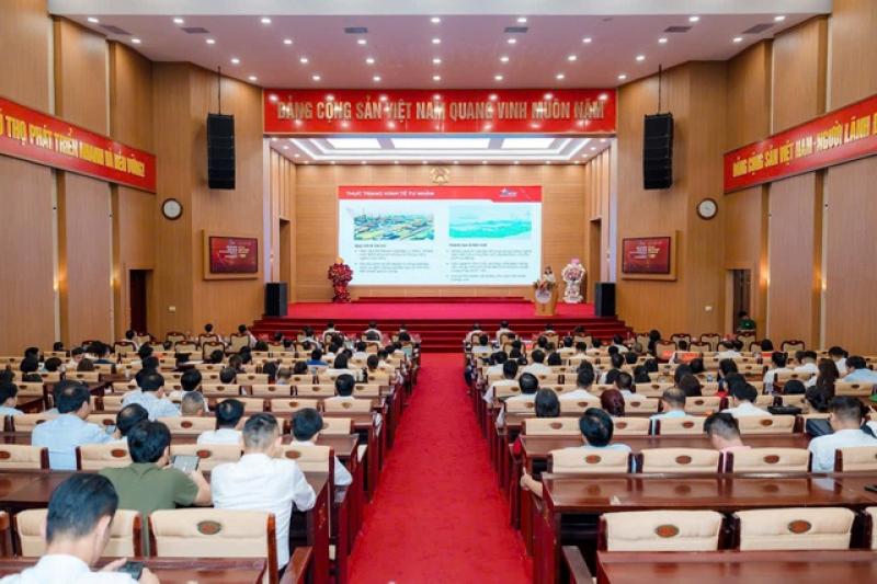 Tìm giải pháp tháo gỡ các ‘điểm nghẽn’ kinh tế tư nhân cụm Tây Bắc bộ- Ảnh 4. Tìm giải pháp tháo gỡ các ‘điểm nghẽn’ kinh tế tư nhân cụm Tây Bắc bộ- Ảnh 4.