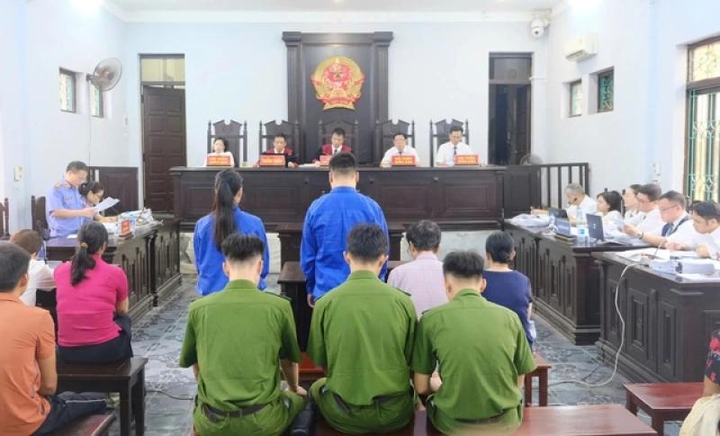 Phó hiệu trưởng bị nữ giáo viên mầm non lừa tiền suốt 9 năm- Ảnh 1. Phó hiệu trưởng bị nữ giáo viên mầm non lừa tiền suốt 9 năm- Ảnh 1.