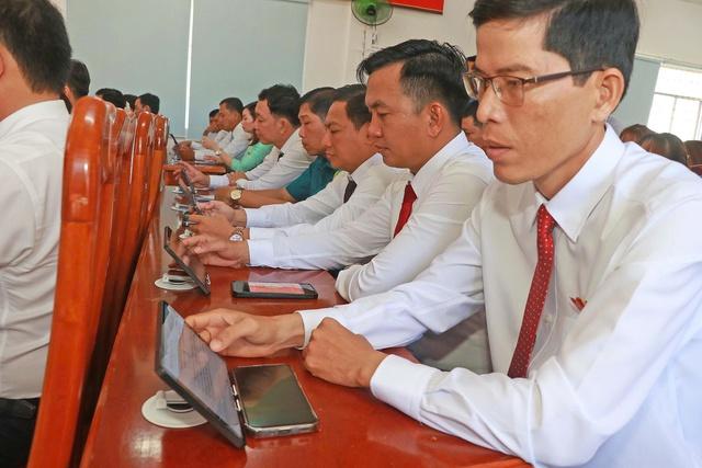 Cà Mau: Lần đầu tiên có Đảng bộ tổ chức đại hội 'không giấy'- Ảnh 2.