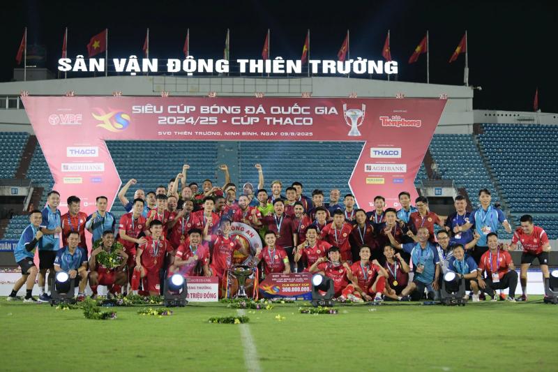 HLV Polking quá tài năng giúp CLB CAHN trình diễn thứ bóng đá cuốn hút! - Ảnh 3. CLB CAHN: Sức mạnh vượt trội của thầy trò HLV Polking - Ảnh 3.