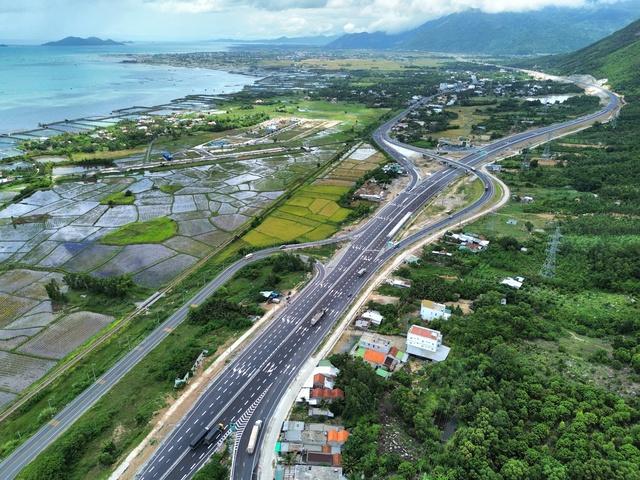 Phấn đấu đưa cao tốc Vân Phong - Nha Trang vào khai thác dịp Quốc khánh 2.9- Ảnh 1.