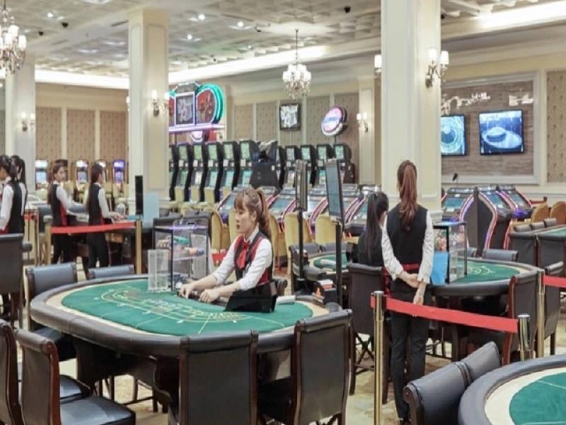 Vì sao đề xuất người Việt vào chơi tại casino phải mua vé 2,5 triệu đồng/ngày?- Ảnh 1. Vì sao đề xuất người Việt vào chơi tại casino phải mua vé 2,5 triệu đồng/ngày?- Ảnh 1.