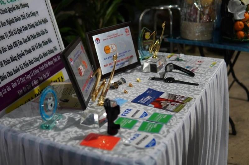 Nghẹn lòng nhìn kỷ vật của trọng tài Trần Đình Thịnh: Cuốn sổ dày từ nay đóng lại…- Ảnh 2. Nghẹn lòng nhìn kỷ vật của trọng tài Trần Đình Thịnh: Cuốn sổ dày từ nay đóng lại…- Ảnh 2.