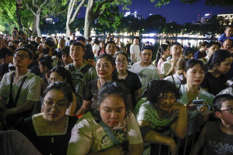 Chiến sĩ công an trình diễn đu dây, trấn áp tội phạm- Ảnh 17. Chiến sĩ công an trình diễn đu dây, trấn áp tội phạm- Ảnh 17.