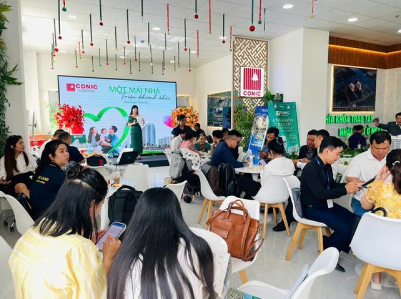 Bài 8: Conic Boulevard: Cư dân Block B tiếp tục giới thiệu người quen chọn dự án - Ảnh 1.