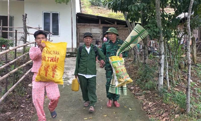 Hà Tĩnh khẩn cấp sơ tán hàng nghìn hộ dân trước bão số 5- Ảnh 12.