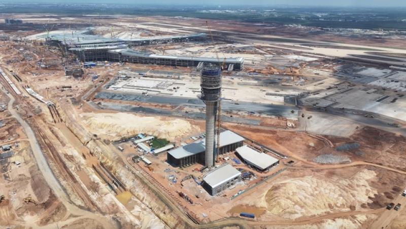 'Siêu' sân bay tăng tốc- Ảnh 1. 'Siêu' sân bay tăng tốc- Ảnh 1.