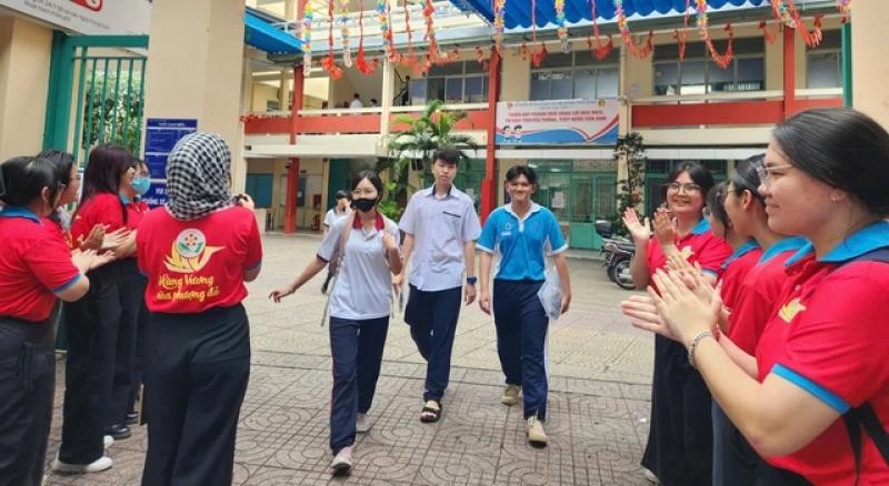 Đã có lịch tựu trường của học sinh TP.HCM chưa?- Ảnh 2. Đã có lịch tựu trường của học sinh TP.HCM chưa?- Ảnh 2.