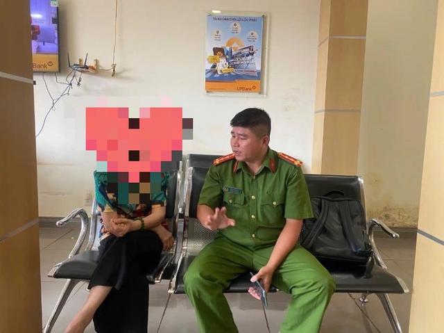Cụ bà 71 tuổi suýt mất 1 tỉ đồng để chuyển cho ‘cơ quan pháp luật’- Ảnh 1.