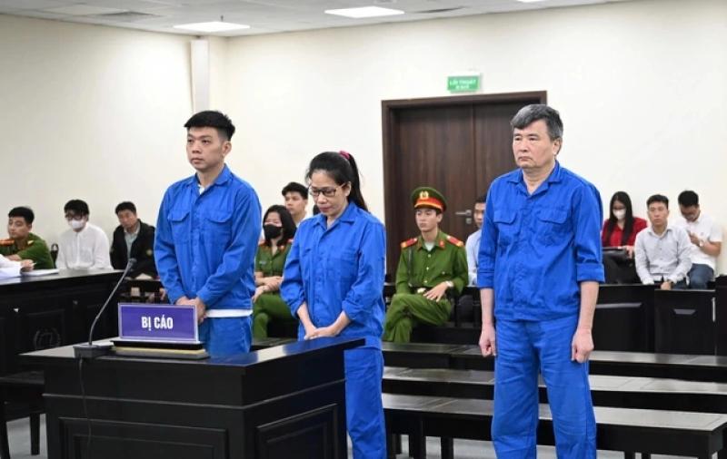 Cựu vụ phó xin giảm án trong vụ 'bê bối xăng dầu' nhận hối lộ hơn 14 tỉ- Ảnh 1. Cựu vụ phó xin giảm án trong vụ 'bê bối xăng dầu' nhận hối lộ hơn 14 tỉ- Ảnh 1.