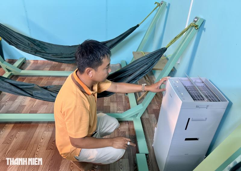 Bất ngờ lý do trạm sạc xe điện có máy lạnh, lọc không khí và sân bóng - Ảnh 3.