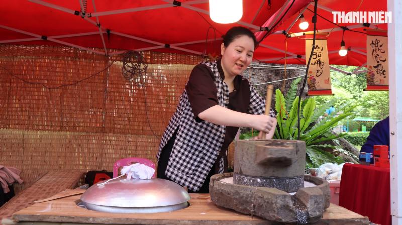'Xuyên không' đến các làng nghề dân gian ngay trung tâm TP.HCM dịp Quốc khánh 2.9 - Ảnh 5.