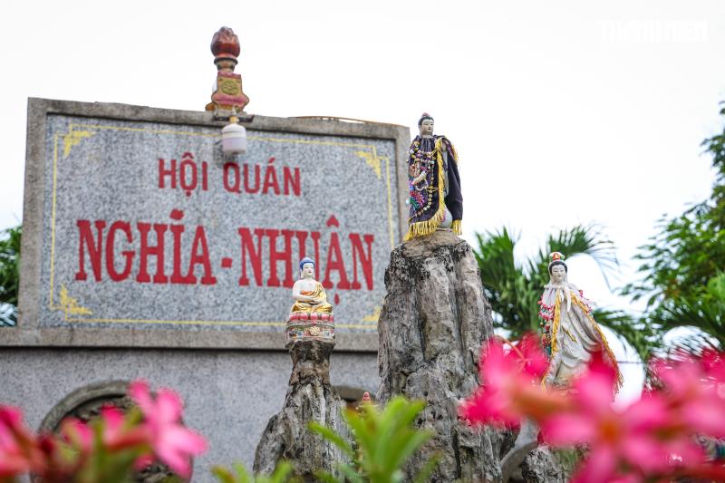 Đình cổ 153 năm ở TP.HCM, dấu ấn đại gia giàu thứ 2 Sài Gòn xưa- Ảnh 10. Đình cổ 153 năm ở TP.HCM, dấu ấn đại gia giàu thứ 2 Sài Gòn xưa- Ảnh 10.