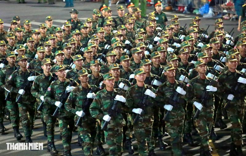 Quân nhân Nga , Lào , Campuchia tham gia diễu binh tại Quảng trường Ba Đình - Ảnh 21.