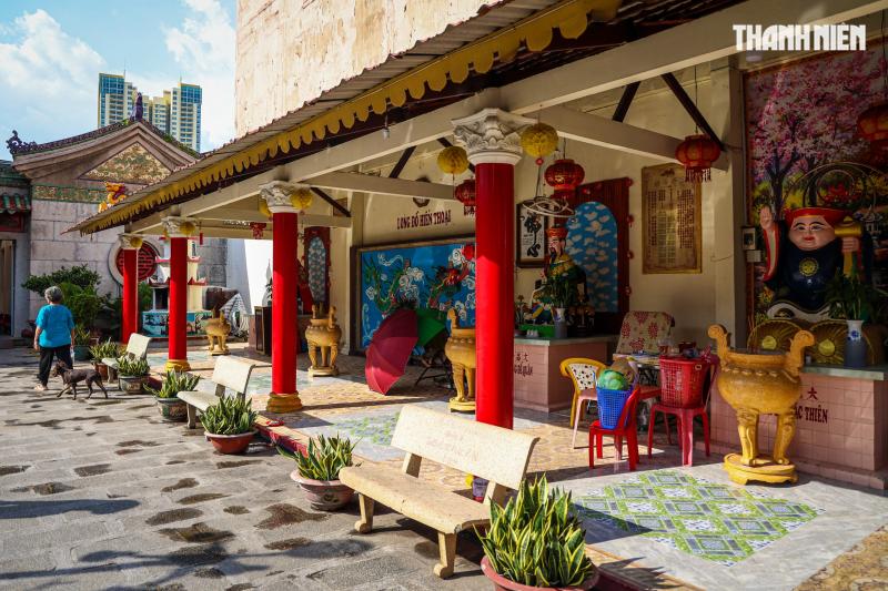 Đình cổ 153 năm ở TP.HCM, dấu ấn đại gia giàu thứ 2 Sài Gòn xưa- Ảnh 5. Đình cổ 153 năm ở TP.HCM, dấu ấn đại gia giàu thứ 2 Sài Gòn xưa- Ảnh 5.