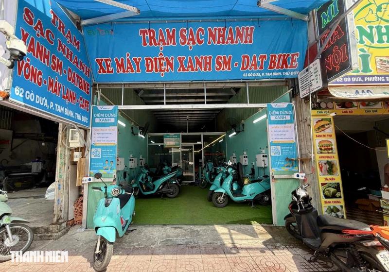 Bất ngờ lý do trạm sạc xe điện có máy lạnh, lọc không khí và sân bóng - Ảnh 8.