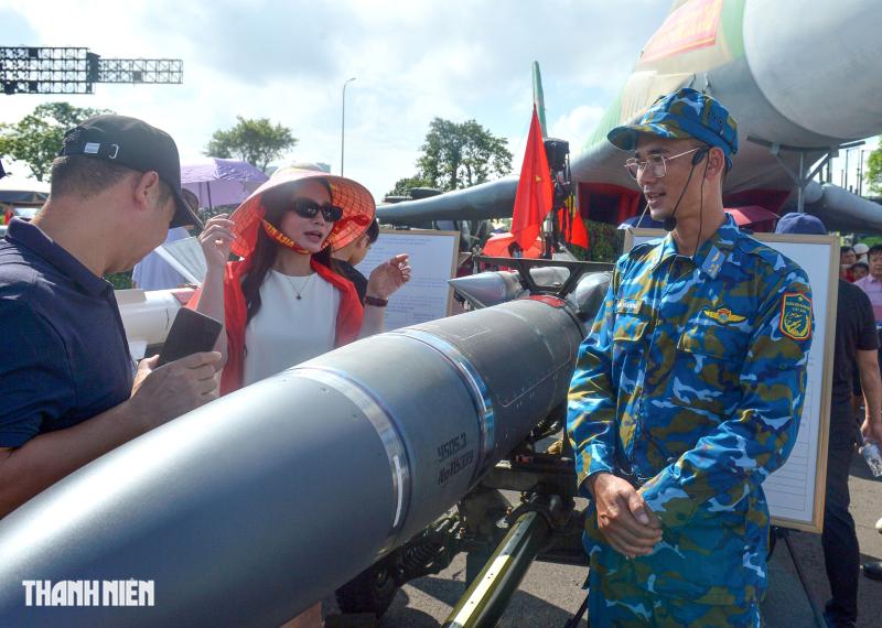 Hình ảnh 5 loại tên lửa hiện đại của tiêm kích Su30-MK2 lần đầu được công bố- Ảnh 8.