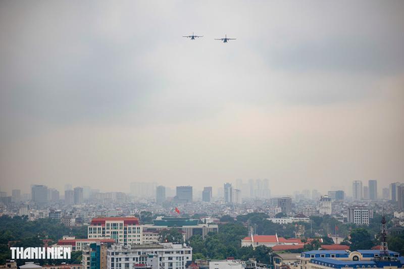 Biên đội trực thăng, CASA lần đầu luyện bay diễu binh trên Quảng trường Ba Đình- Ảnh 26.