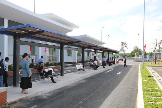 TP.HCM khai trương bến xe buýt gần 70 tỉ ở Hóc Môn- Ảnh 3.