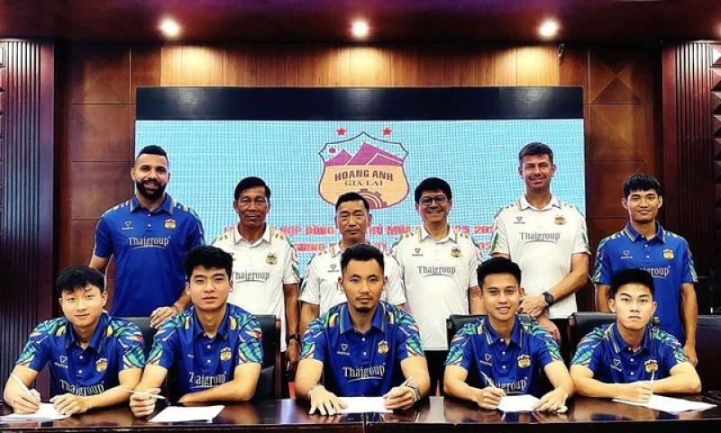 Dàn sao trẻ giúp HAGL mạnh mẽ và khó đoán ở V-League- Ảnh 2. Dàn sao trẻ giúp HAGL mạnh mẽ và khó đoán ở V-League- Ảnh 2.
