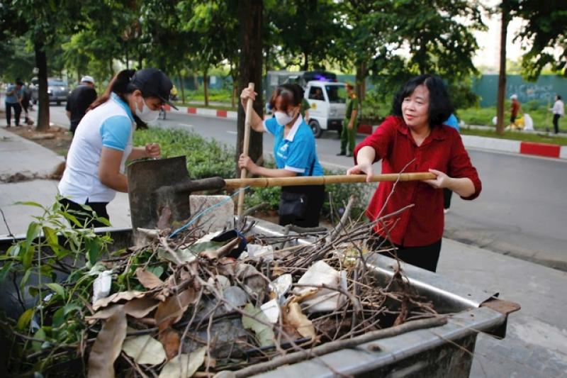 Hà Nội ra quân tổng vệ sinh môi trường toàn thành phố- Ảnh 1. Hà Nội ra quân tổng vệ sinh môi trường toàn thành phố- Ảnh 1.