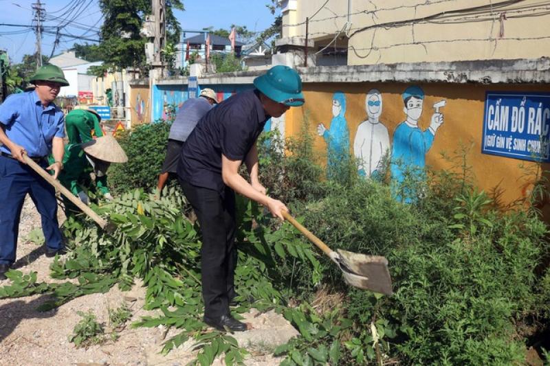 Hà Nội ra quân tổng vệ sinh môi trường toàn thành phố- Ảnh 3. Hà Nội ra quân tổng vệ sinh môi trường toàn thành phố- Ảnh 3.