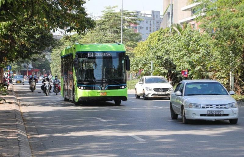 Bổ sung 18 tuyến xe buýt phục vụ tham quan triển lãm thành tựu 80 năm - Ảnh 1. Bổ sung 18 tuyến xe buýt phục vụ tham quan triển lãm thành tựu 80 năm - Ảnh 1.