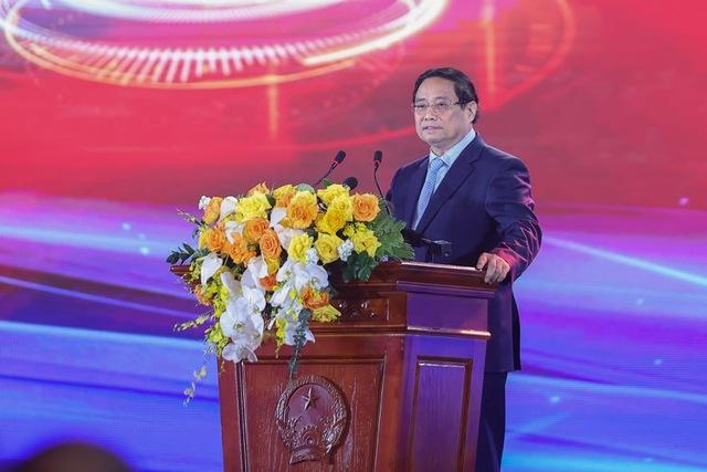 Tổng Bí thư, Thủ tướng dự khai mạc Triển lãm thành tựu đất nước- Ảnh 2.