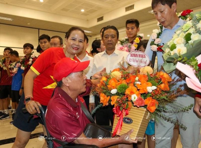 Khí chất Kim Sang-sik- Ảnh 4. Khí chất Kim Sang-sik- Ảnh 4.