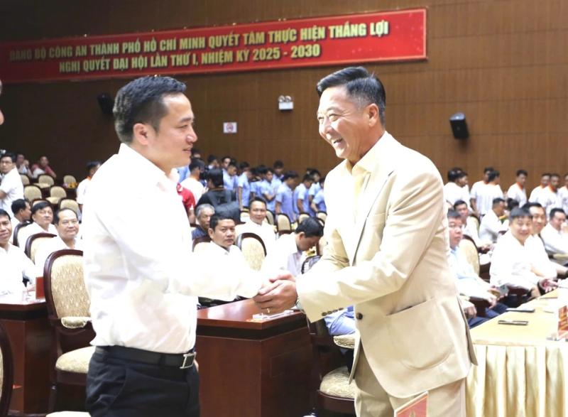 Trung tướng Mai Hoàng dự lễ xuất quân CLB CA TP.HCM: Biểu tượng hào hùng trở lại, đặt mục tiêu cao- Ảnh 1.