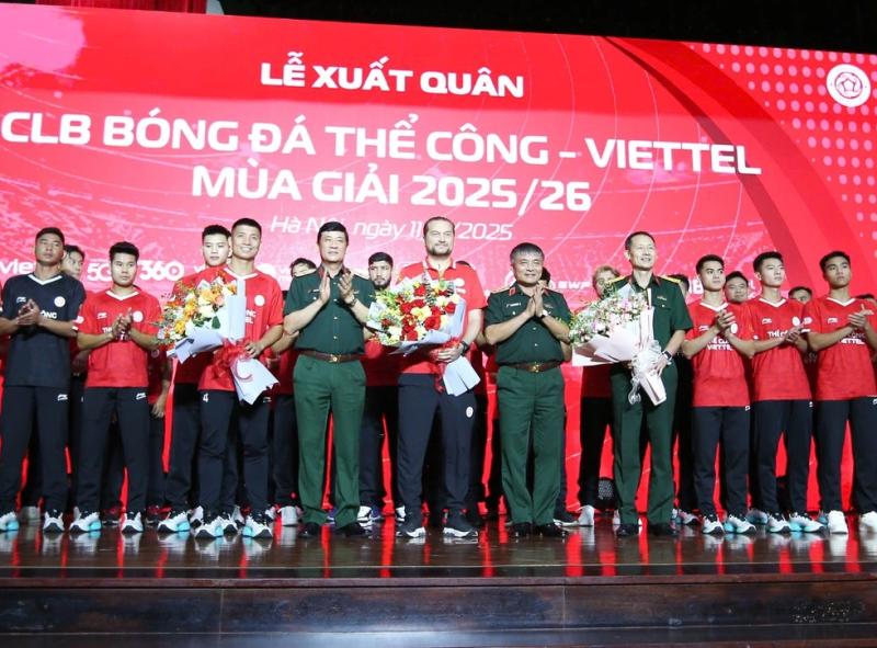 Thứ trưởng Bộ Quốc phòng giao nhiệm vụ đặc biệt cho Thể Công Viettel, đặt mục tiêu vô địch V-League- Ảnh 1. Thứ trưởng Bộ Quốc phòng giao nhiệm vụ đặc biệt cho Thể Công Viettel, đặt mục tiêu vô địch V-League- Ảnh 1.