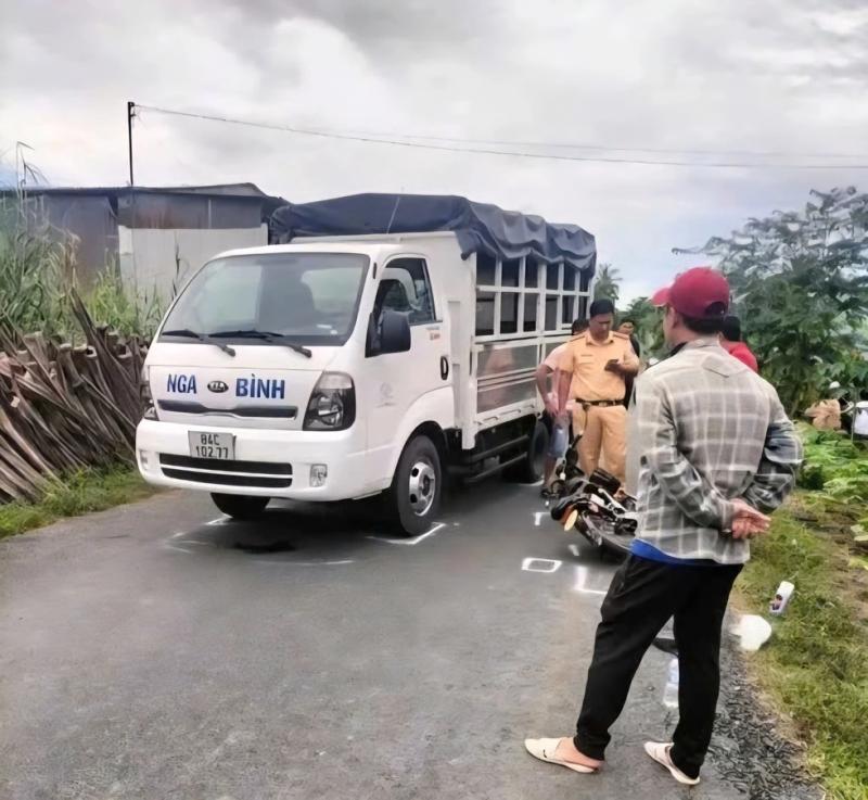 Vụ nữ sinh Vĩnh Long tử vong: Khởi tố tài xế xe tải, trưng cầu giám định- Ảnh 1. Vụ nữ sinh Vĩnh Long tử vong: Khởi tố tài xế xe tải, trưng cầu giám định- Ảnh 1.