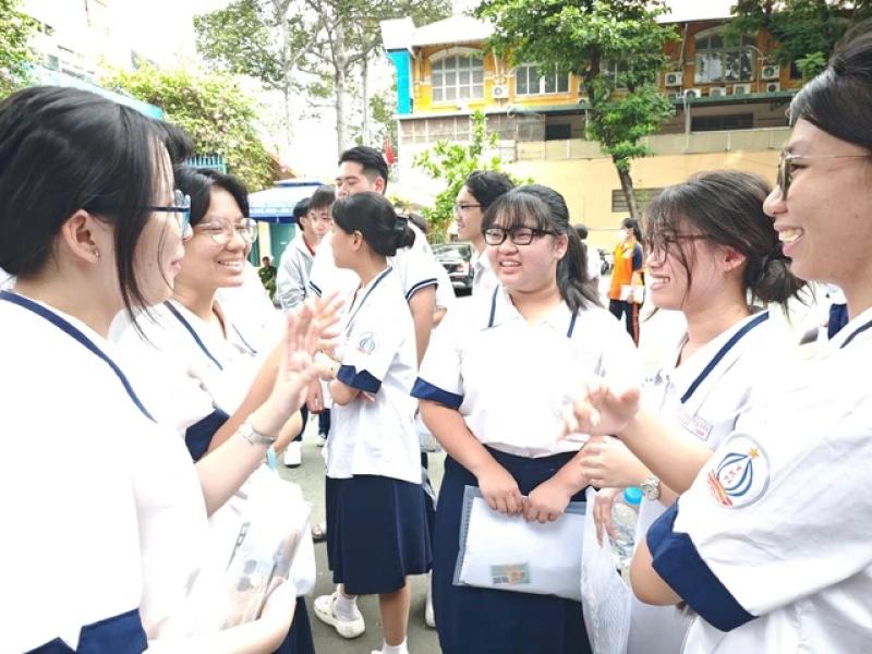 Vì sao sau ngày 20.8 mới biết điểm chuẩn? - Ảnh 1.