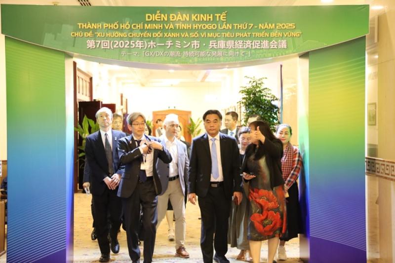 Việt Nam hút hơn 24 tỉ USD vốn ngoại trong 7 tháng- Ảnh 1. Việt Nam hút hơn 24 tỉ USD vốn ngoại trong 7 tháng- Ảnh 1.