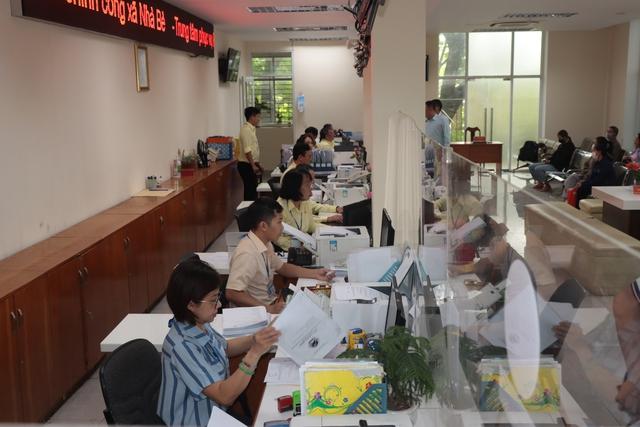 Cán bộ nghỉ việc ở TP.HCM được vay 300 triệu để tìm việc- Ảnh 1.
