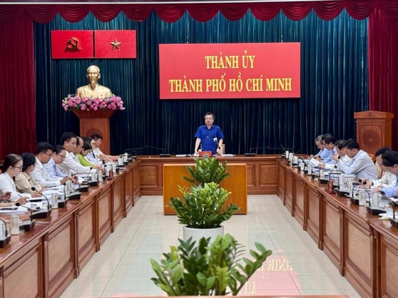 Ông Nguyễn Thanh Nghị nêu lý do phải quản lý quyết liệt trật tự xây dựng - Ảnh 1.