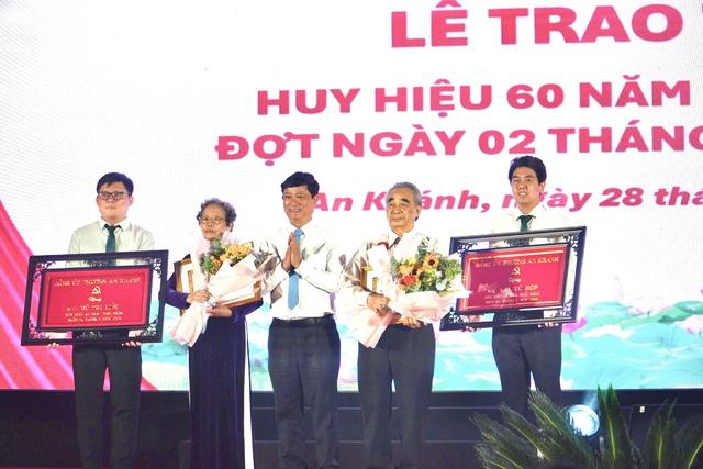 Triển lãm '80 năm - dấu ấn vàng son' ở công viên bờ sông Sài Gòn- Ảnh 3.