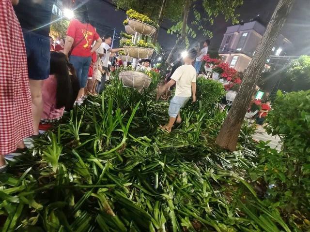 'Thông chốt' diễu binh ở Hà Nội: Đừng lặp lại những hình ảnh xấu xí - Ảnh 3.