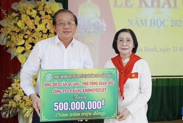Trung tâm Võ Hồng Sơn khởi động năm học mới đầy hứa hẹn - Ảnh 2.