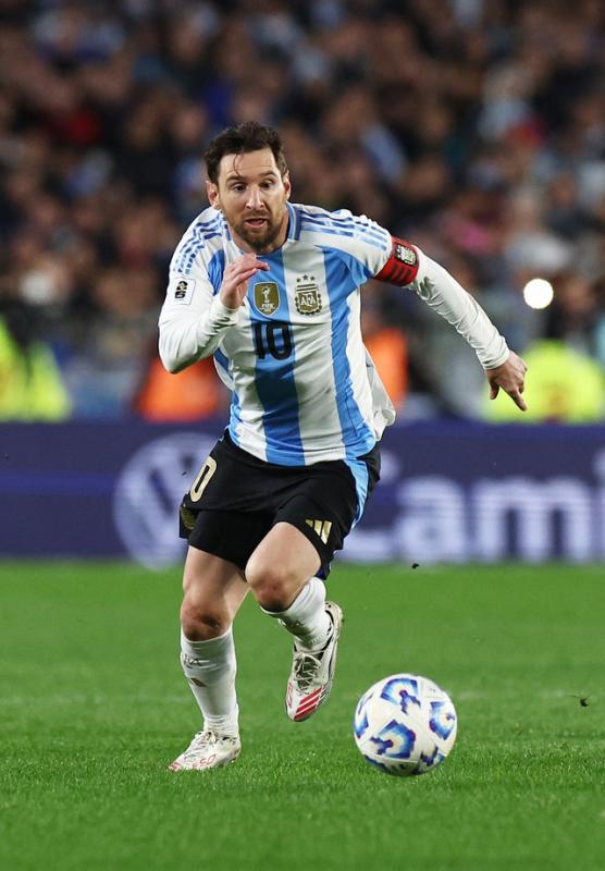 Messi xác nhận đấu trận cuối trên sân nhà ở Argentina, CĐV nài nỉ đừng chia tay- Ảnh 1.