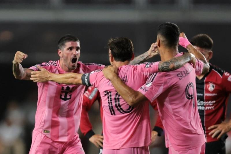 Messi kiến tạo xuất thần ngày De Paul ra mắt, Inter Miami thắng trận đầu Leagues Cup - Ảnh 1. Messi kiến tạo xuất thần ngày De Paul ra mắt, Inter Miami thắng trận đầu Leagues Cup - Ảnh 1.