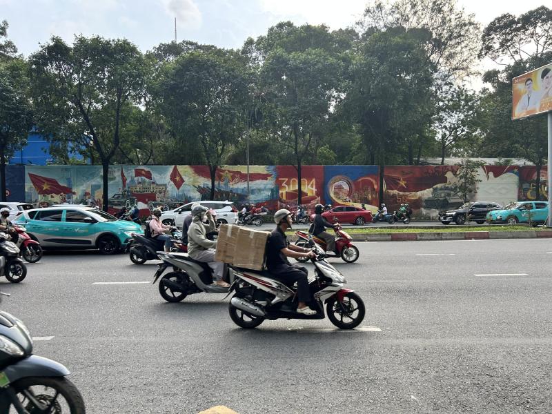 Xem 'diễu binh, diễu hành' ngay tại TP.HCM- Ảnh 11. Xem 'diễu binh, diễu hành' ngay tại TP.HCM- Ảnh 11.