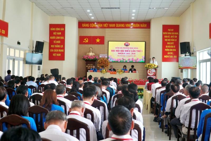Phường Bình Đông, TP.HCM đặt mục tiêu di dời gần 4.800 căn nhà trong 5 năm tới- Ảnh 2. Phường Bình Đông, TP.HCM đặt mục tiêu di dời gần 4.800 căn nhà trong 5 năm tới- Ảnh 2.