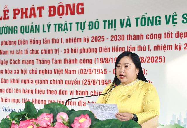 TP.HCM: Phường Diên Hồng mạnh tay xử lý lấn chiếm vỉa hè, lòng đường - Ảnh 2.