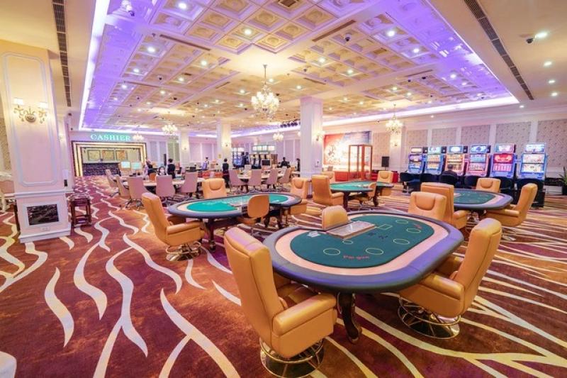 Đề xuất người Việt muốn vào chơi tại casino phải mua vé 2,5 triệu đồng/ngày- Ảnh 1. Đề xuất người Việt muốn vào chơi tại casino phải mua vé 2,5 triệu đồng/ngày- Ảnh 1.
